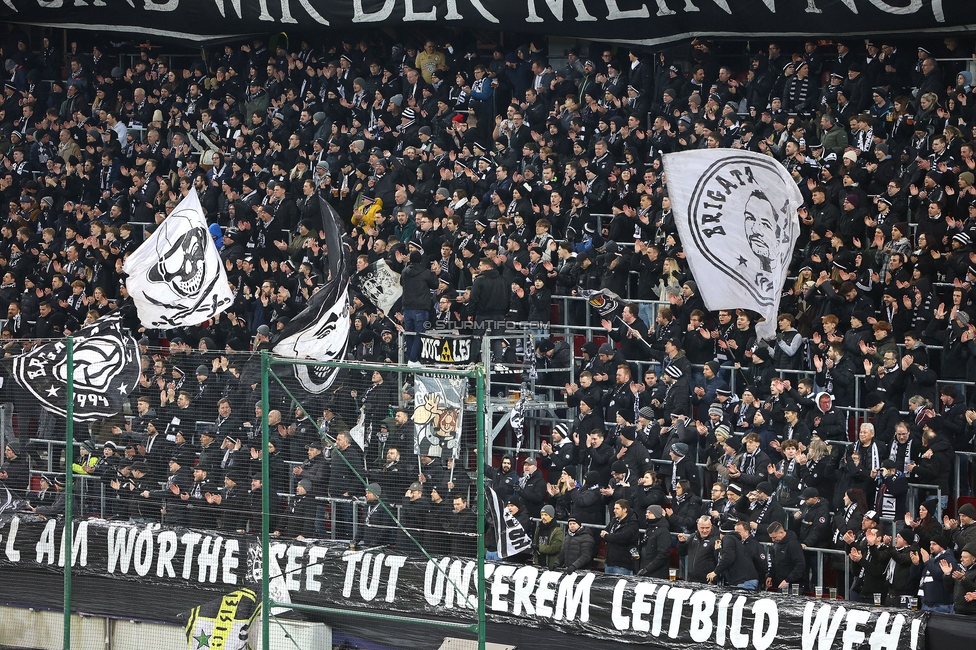 Sturm Graz - Leipzig
UEFA Champions League Ligaphase 8. Spieltag, SK Sturm Graz - RB Leipzig, Woerthersee Stadion Klagenfurt, 29.01.2025. 

Foto zeigt Fans von Sturm
