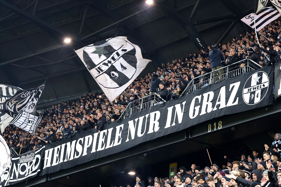 Sturm Graz - Leipzig
UEFA Champions League Ligaphase 8. Spieltag, SK Sturm Graz - RB Leipzig, Woerthersee Stadion Klagenfurt, 29.01.2025. 

Foto zeigt Fans von Sturm
