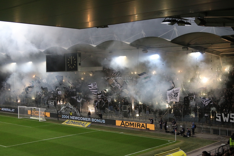 Sturm Graz - Austria Wien
OEFB Cup, Viertelfinale, SK Sturm Graz - FK Austria Wien, Stadion Liebenau Graz, 01.02.2025. 

Foto zeigt Fans von Sturm
