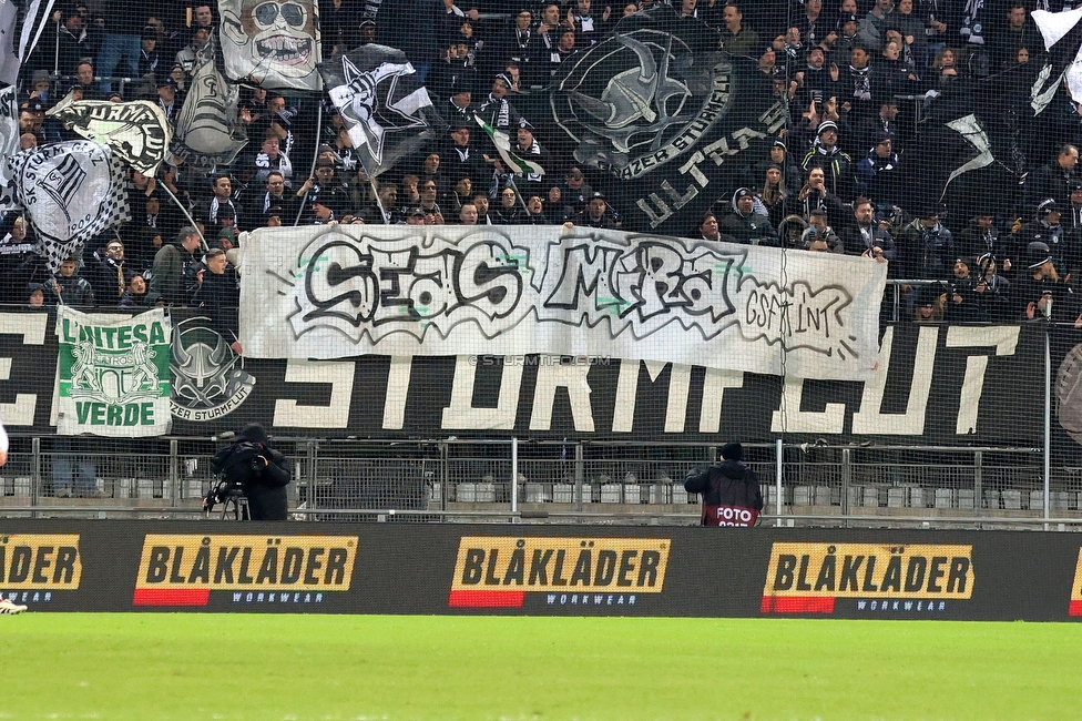 Sturm Graz - Austria Wien
OEFB Cup, Viertelfinale, SK Sturm Graz - FK Austria Wien, Stadion Liebenau Graz, 01.02.2025. 

Foto zeigt Fans von Sturm mit einem Spruchband
Schlüsselwörter: sturmflut