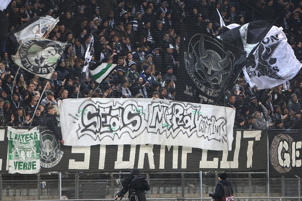 Sturm Graz - Austria Wien
OEFB Cup, Viertelfinale, SK Sturm Graz - FK Austria Wien, Stadion Liebenau Graz, 01.02.2025. 

Foto zeigt Fans von Sturm mit einem Spruchband
