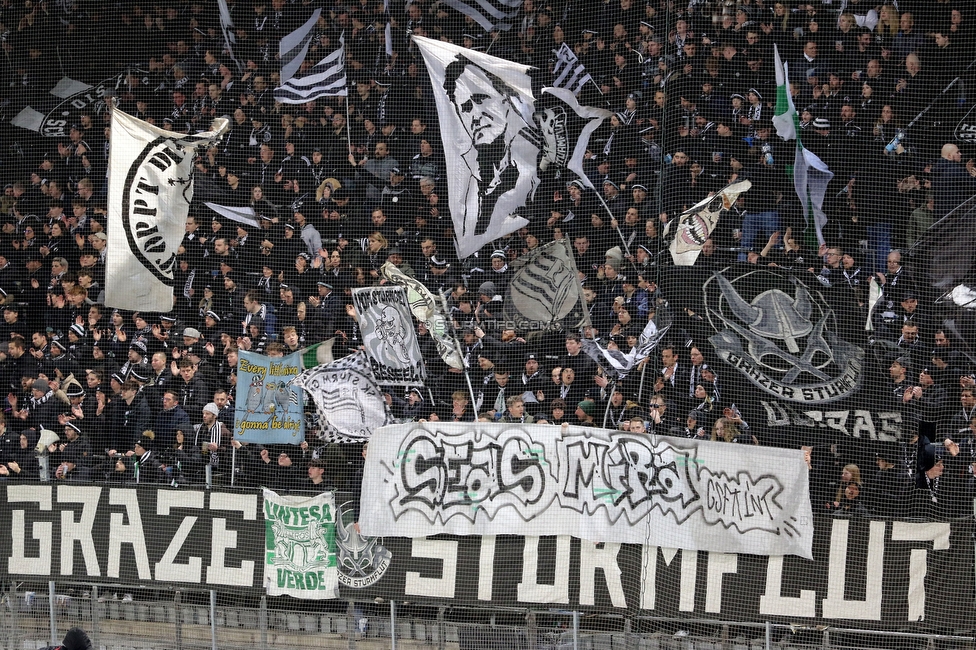 Sturm Graz - Austria Wien
OEFB Cup, Viertelfinale, SK Sturm Graz - FK Austria Wien, Stadion Liebenau Graz, 01.02.2025. 

Foto zeigt Fans von Sturm mit einem Spruchband
Schlüsselwörter: sturmflut