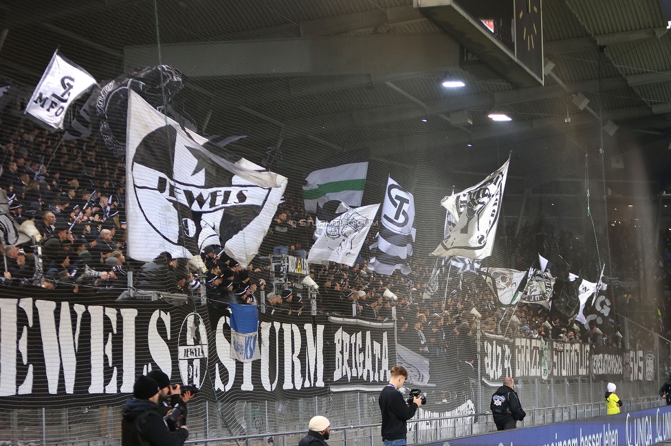 Sturm Graz - Austria Wien
OEFB Cup, Viertelfinale, SK Sturm Graz - FK Austria Wien, Stadion Liebenau Graz, 01.02.2025. 

Foto zeigt Fans von Sturm
