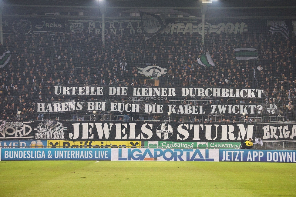 Sturm Graz - Austria Wien
Oesterreichische Fussball Bundesliga, 17. Runde, SK Sturm Graz - FK Austria Wien, Stadion Liebenau Graz, 07.02.2025. 

Foto zeigt Fans von Sturm mit einem Spruchband
