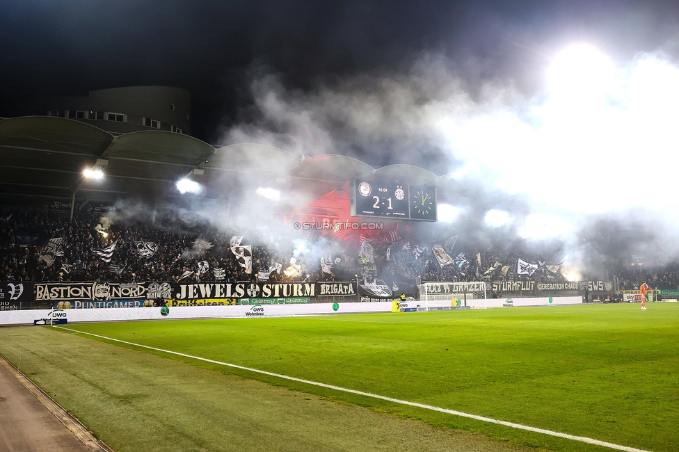 Sturm Graz - Austria Wien
Oesterreichische Fussball Bundesliga, 17. Runde, SK Sturm Graz - FK Austria Wien, Stadion Liebenau Graz, 07.02.2025. 

Foto zeigt Fans von Sturm mit Pyrotechnik
