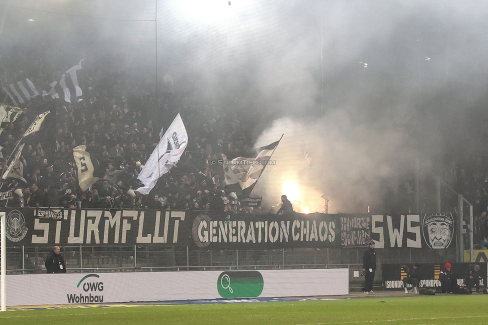 Sturm Graz - Austria Wien
Oesterreichische Fussball Bundesliga, 17. Runde, SK Sturm Graz - FK Austria Wien, Stadion Liebenau Graz, 07.02.2025. 

Foto zeigt Fans von Sturm mit Pyrotechnik
