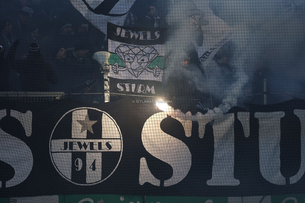 Sturm Graz - Austria Wien
Oesterreichische Fussball Bundesliga, 17. Runde, SK Sturm Graz - FK Austria Wien, Stadion Liebenau Graz, 07.02.2025. 

Foto zeigt Fans von Sturm mit Pyrotechnik
