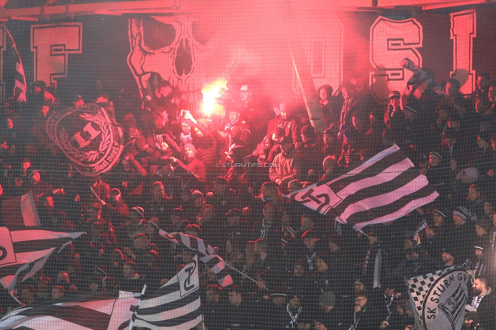 Sturm Graz - Austria Wien
Oesterreichische Fussball Bundesliga, 17. Runde, SK Sturm Graz - FK Austria Wien, Stadion Liebenau Graz, 07.02.2025. 

Foto zeigt Fans von Sturm
