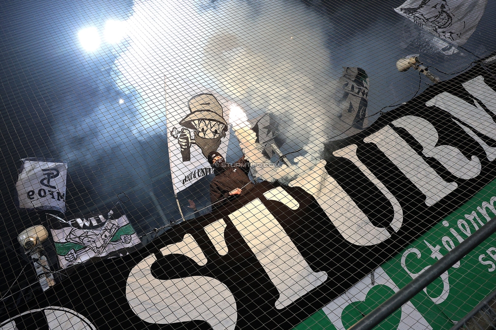 Sturm Graz - Austria Wien
Oesterreichische Fussball Bundesliga, 17. Runde, SK Sturm Graz - FK Austria Wien, Stadion Liebenau Graz, 07.02.2025. 

Foto zeigt Fans von Sturm
