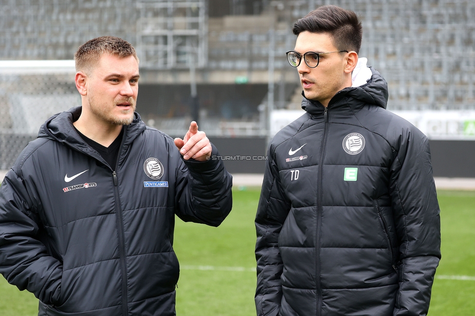 Sturm Graz Damen - St. Poelten
SPORTLAND Niederoesterreich Frauen Cup, Viertelfinale, SK Sturm Graz Damen - spusu SKN St. Poelten Rush, Stadion Liebenau Graz, 09.02.2025. 

Foto zeigt Michael Erlitz (Sportdirektor Sturm Damen) und Tode Djakovic (Cheftrainer Sturm Damen)
