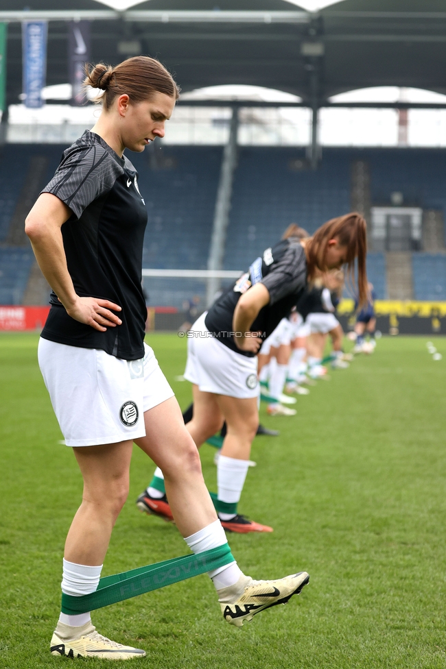 Sturm Graz Damen - St. Poelten
SPORTLAND Niederoesterreich Frauen Cup, Viertelfinale, SK Sturm Graz Damen - spusu SKN St. Poelten Rush, Stadion Liebenau Graz, 09.02.2025. 

Foto zeigt Sophie Maierhofer (Sturm Damen)
