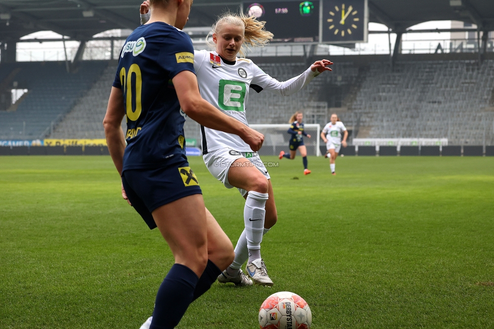 Sturm Graz Damen - St. Poelten
SPORTLAND Niederoesterreich Frauen Cup, Viertelfinale, SK Sturm Graz Damen - spusu SKN St. Poelten Rush, Stadion Liebenau Graz, 09.02.2025. 

Foto zeigt Sandra Jakobsen (Sturm Damen)
