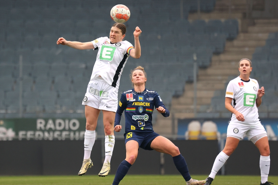 Sturm Graz Damen - St. Poelten
SPORTLAND Niederoesterreich Frauen Cup, Viertelfinale, SK Sturm Graz Damen - spusu SKN St. Poelten Rush, Stadion Liebenau Graz, 09.02.2025. 

Foto zeigt Sophie Maierhofer (Sturm Damen)
