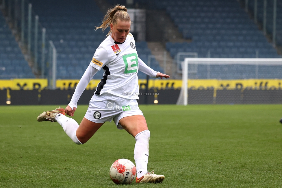 Sturm Graz Damen - St. Poelten
SPORTLAND Niederoesterreich Frauen Cup, Viertelfinale, SK Sturm Graz Damen - spusu SKN St. Poelten Rush, Stadion Liebenau Graz, 09.02.2025. 

Foto zeigt Laura Lillholm-Petersen (Sturm Damen)
