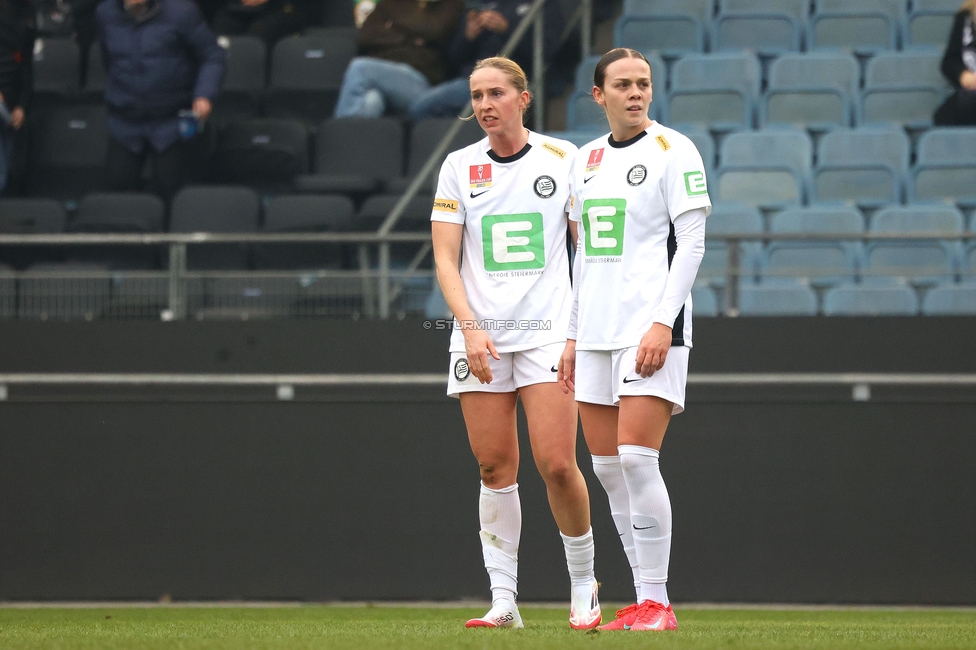 Sturm Graz Damen - St. Poelten
SPORTLAND Niederoesterreich Frauen Cup, Viertelfinale, SK Sturm Graz Damen - spusu SKN St. Poelten Rush, Stadion Liebenau Graz, 09.02.2025. 

Foto zeigt Elisabeth Brandl (Sturm Damen) und Linda Popofsits (Sturm Damen)
