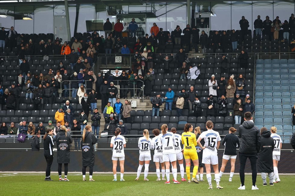 Sturm Graz Damen - St. Poelten
SPORTLAND Niederoesterreich Frauen Cup, Viertelfinale, SK Sturm Graz Damen - spusu SKN St. Poelten Rush, Stadion Liebenau Graz, 09.02.2025. 

Foto zeigt die Mannschaft der Sturm Damen
