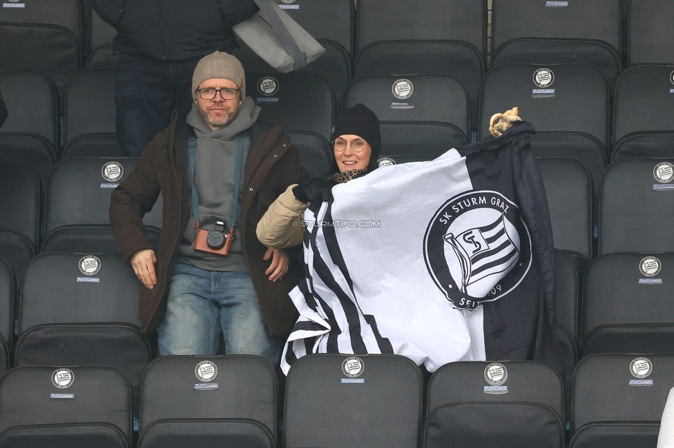 Sturm Graz Damen - St. Poelten
SPORTLAND Niederoesterreich Frauen Cup, Viertelfinale, SK Sturm Graz Damen - spusu SKN St. Poelten Rush, Stadion Liebenau Graz, 09.02.2025. 

Foto zeigt Fans von Sturm
