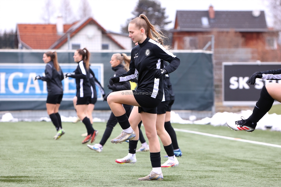 Sturm Damen - Vienna
OEFB Frauen Bundesliga, 14. Runde, SK Sturm Graz Damen - First Vienna FC 1894, Trainingszentrum Messendorf, 16.02.2025. 

Foto zeigt Lena Breznik (Sturm Damen)
