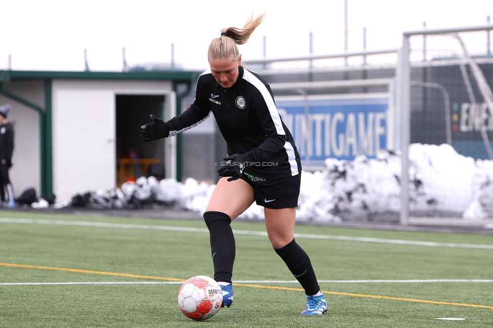 Sturm Damen - Vienna
OEFB Frauen Bundesliga, 14. Runde, SK Sturm Graz Damen - First Vienna FC 1894, Trainingszentrum Messendorf, 16.02.2025. 

Foto zeigt Laura Lillholm-Petersen (Sturm Damen)
