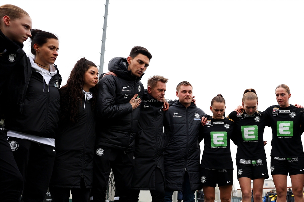 Sturm Damen - Vienna
OEFB Frauen Bundesliga, 14. Runde, SK Sturm Graz Damen - First Vienna FC 1894, Trainingszentrum Messendorf, 16.02.2025. 

Foto zeigt die Mannschaft der Sturm Damen
