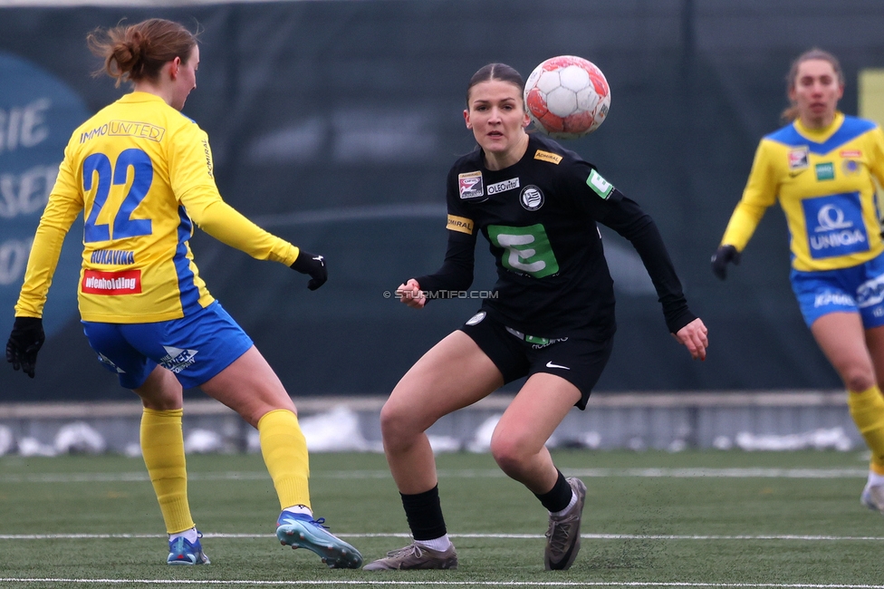 Sturm Damen - Vienna
OEFB Frauen Bundesliga, 14. Runde, SK Sturm Graz Damen - First Vienna FC 1894, Trainingszentrum Messendorf, 16.02.2025. 

Foto zeigt Marie Spiess (Sturm Damen)
