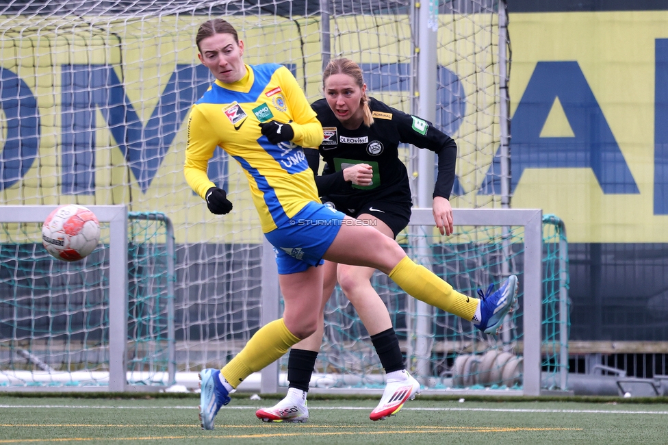 Sturm Damen - Vienna
OEFB Frauen Bundesliga, 14. Runde, SK Sturm Graz Damen - First Vienna FC 1894, Trainingszentrum Messendorf, 16.02.2025. 

Foto zeigt Elisabeth Brandl (Sturm Damen)
