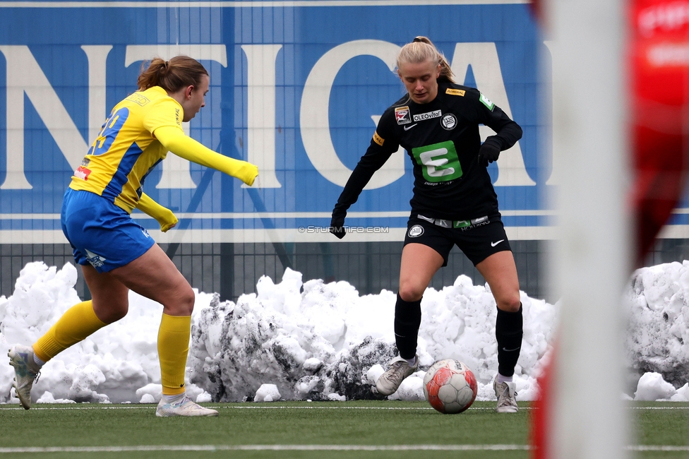 Sturm Damen - Vienna
OEFB Frauen Bundesliga, 14. Runde, SK Sturm Graz Damen - First Vienna FC 1894, Trainingszentrum Messendorf, 16.02.2025. 

Foto zeigt Sandra Jakobsen (Sturm Damen)
