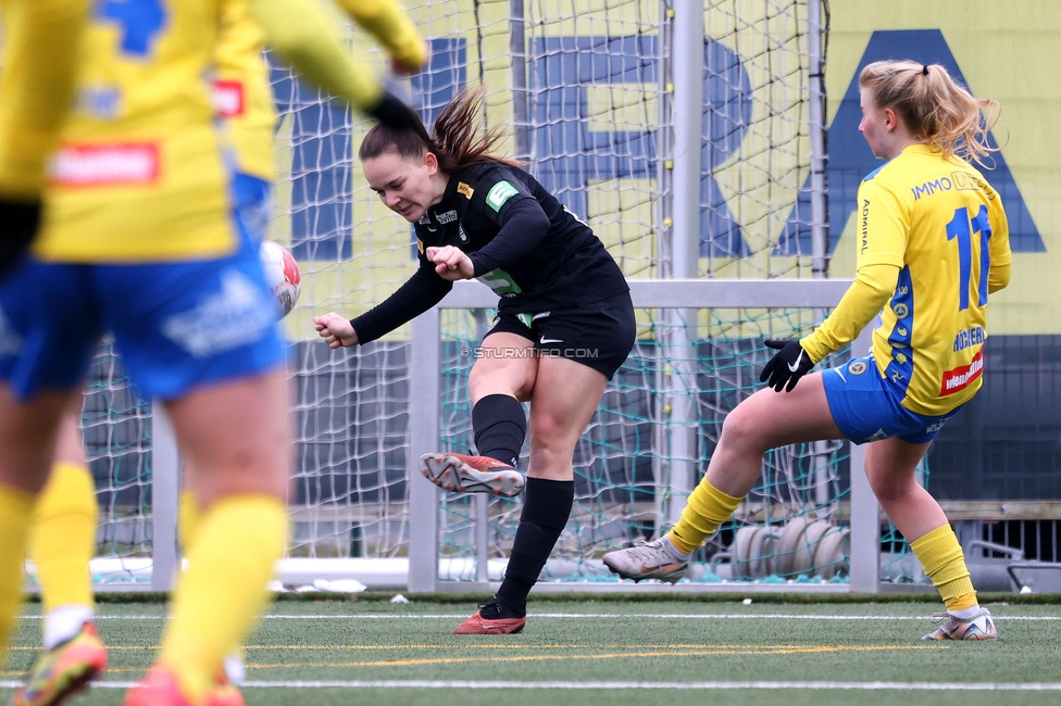 Sturm Damen - Vienna
OEFB Frauen Bundesliga, 14. Runde, SK Sturm Graz Damen - First Vienna FC 1894, Trainingszentrum Messendorf, 16.02.2025. 

Foto zeigt Julia Keutz (Sturm Damen)
