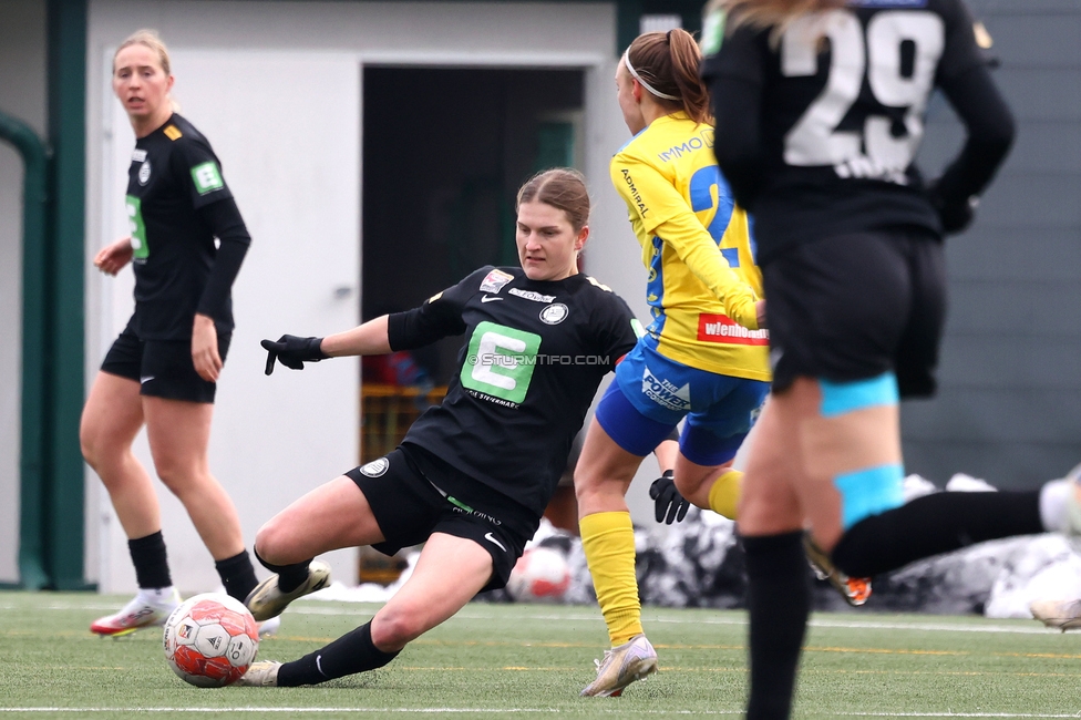 Sturm Damen - Vienna
OEFB Frauen Bundesliga, 14. Runde, SK Sturm Graz Damen - First Vienna FC 1894, Trainingszentrum Messendorf, 16.02.2025. 

Foto zeigt Sophie Maierhofer (Sturm Damen)
