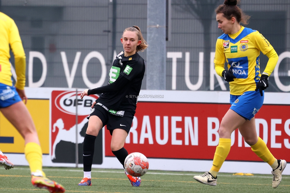 Sturm Damen - Vienna
OEFB Frauen Bundesliga, 14. Runde, SK Sturm Graz Damen - First Vienna FC 1894, Trainingszentrum Messendorf, 16.02.2025. 

Foto zeigt Rebecca Villena (Sturm Damen)
