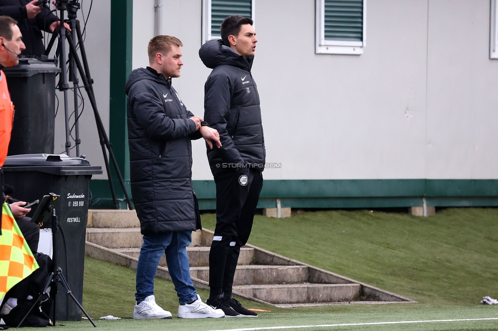 Sturm Damen - Vienna
OEFB Frauen Bundesliga, 14. Runde, SK Sturm Graz Damen - First Vienna FC 1894, Trainingszentrum Messendorf, 16.02.2025. 

Foto zeigt Michael Erlitz (Sportdirektor Sturm Damen) und Tode Djakovic (Cheftrainer Sturm Damen)
