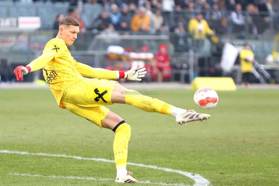 Sturm Graz - Blau-Weiss Linz
Oesterreichische Fussball Bundesliga, 19. Runde, SK Sturm Graz - FC Blau-Weiss Linz, Stadion Liebenau Graz, 23.02.2025. 

Foto zeigt Kjell Scherpen (Sturm)
