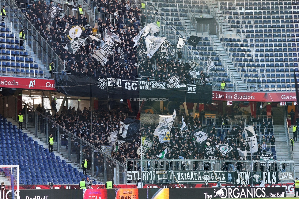 RB Salzburg - Sturm Graz
Oesterreichische Fussball Bundesliga, 20. Runde, FC RB Salzburg - SK Sturm Graz, Stadion Wals-Siezenheim, 02.03.2024. 

Foto zeigt Fans von Sturm
