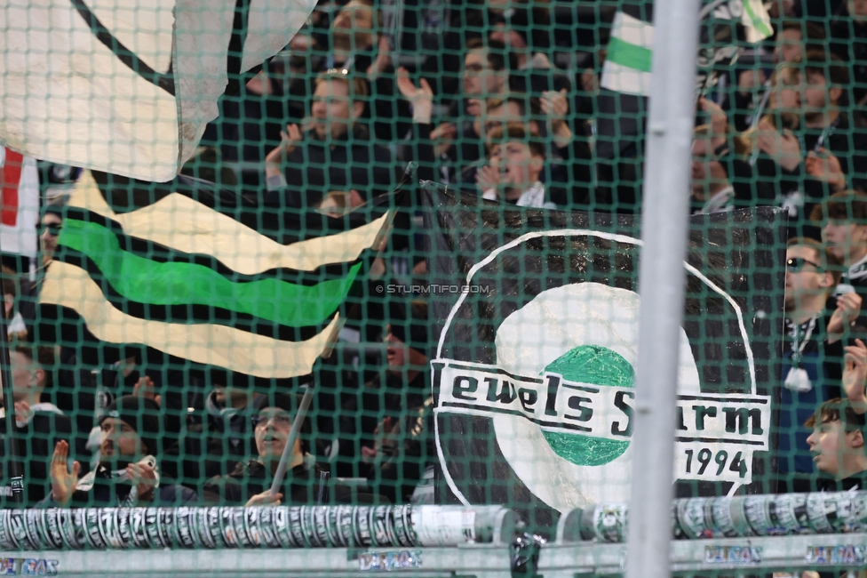 RB Salzburg - Sturm Graz
Oesterreichische Fussball Bundesliga, 20. Runde, FC RB Salzburg - SK Sturm Graz, Stadion Wals-Siezenheim, 02.03.2024. 

Foto zeigt Fans von Sturm
Schlüsselwörter: jewels