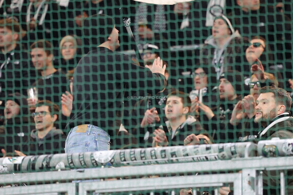 RB Salzburg - Sturm Graz
Oesterreichische Fussball Bundesliga, 20. Runde, FC RB Salzburg - SK Sturm Graz, Stadion Wals-Siezenheim, 02.03.2024. 

Foto zeigt Fans von Sturm
Schlüsselwörter: brigata vorsaenger