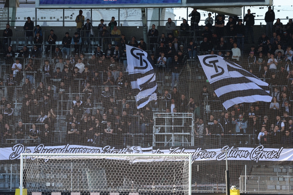 Sturm Graz U19 - Olympiacos
UEFA Youth League Achtelfinale, SK Sturm Graz U19 - Olympiacos FC, Stadion Liebenau Graz, 05.03.2025. 

Foto zeigt Fans von Sturm
