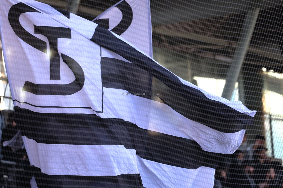 Sturm Graz U19 - Olympiacos
UEFA Youth League Achtelfinale, SK Sturm Graz U19 - Olympiacos FC, Stadion Liebenau Graz, 05.03.2025. 

Foto zeigt Fans von Sturm
