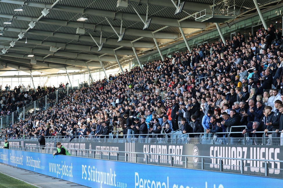 Sturm Graz U19 - Olympiacos
UEFA Youth League Achtelfinale, SK Sturm Graz U19 - Olympiacos FC, Stadion Liebenau Graz, 05.03.2025. 

Foto zeigt Fans von Sturm
