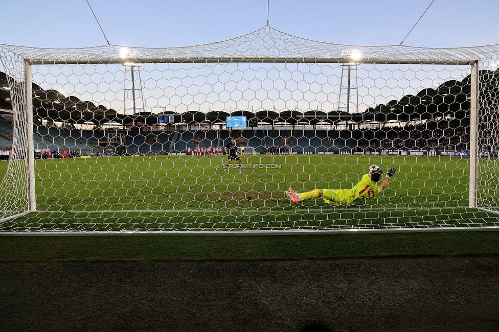 Sturm Graz U19 - Olympiacos
UEFA Youth League Achtelfinale, SK Sturm Graz U19 - Olympiacos FC, Stadion Liebenau Graz, 05.03.2025. 

Foto zeigt Martin Kern (Sturm)
