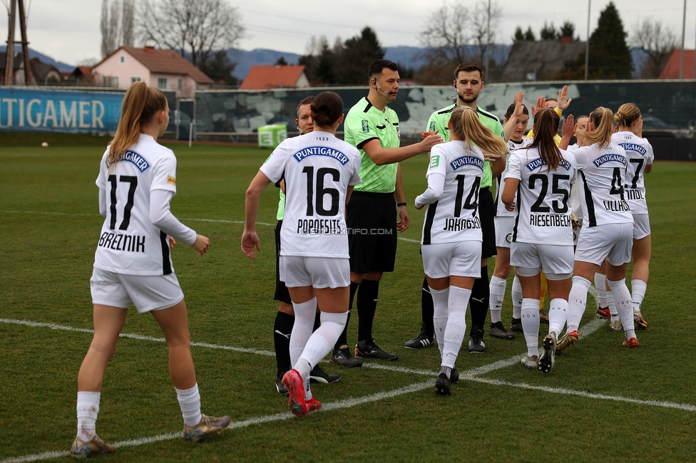 Sturm Damen - Bergheim
OEFB Frauen Bundesliga, 17. Runde, SK Sturm Graz Damen - FC Bergheim, Trainingszentrum Messendorf, 15.03.2025. 

Foto zeigt die Mannschaft der Sturm Damen
