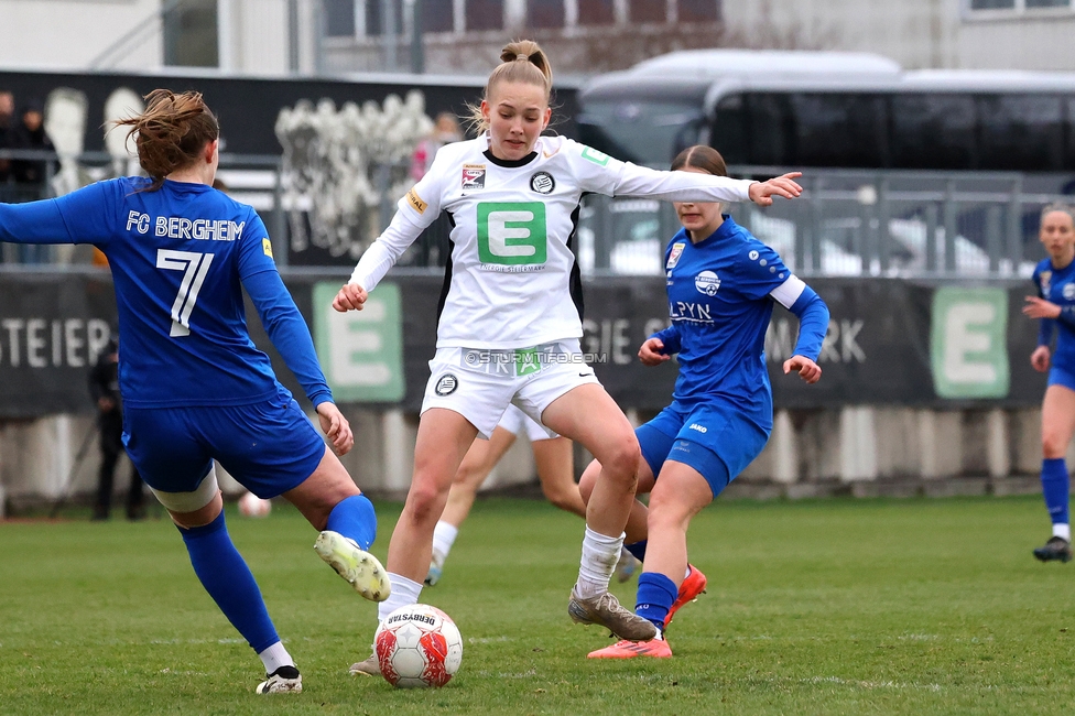 Sturm Damen - Bergheim
OEFB Frauen Bundesliga, 17. Runde, SK Sturm Graz Damen - FC Bergheim, Trainingszentrum Messendorf, 15.03.2025. 

Foto zeigt Lena Breznik (Sturm Damen)
