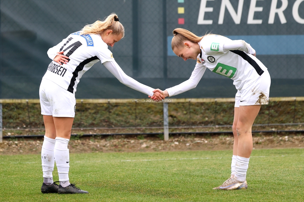 Sturm Damen - Bergheim
OEFB Frauen Bundesliga, 17. Runde, SK Sturm Graz Damen - FC Bergheim, Trainingszentrum Messendorf, 15.03.2025. 

Foto zeigt Sandra Jakobsen (Sturm Damen) und Lena Breznik (Sturm Damen)
