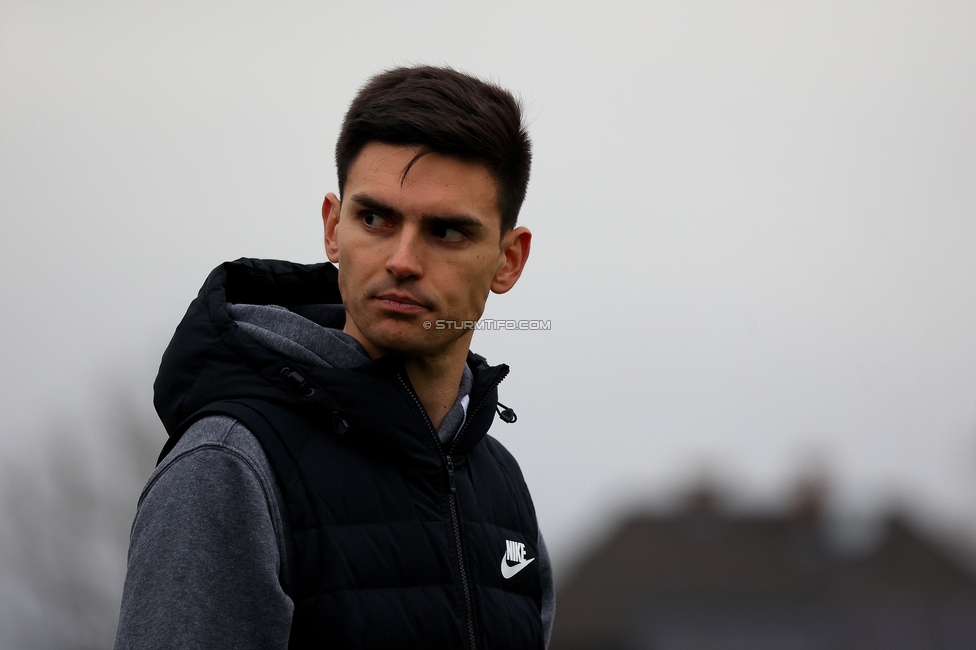 Sturm Damen - Bergheim
OEFB Frauen Bundesliga, 17. Runde, SK Sturm Graz Damen - FC Bergheim, Trainingszentrum Messendorf, 15.03.2025. 

Foto zeigt Tode Djakovic (Cheftrainer Sturm Damen)
