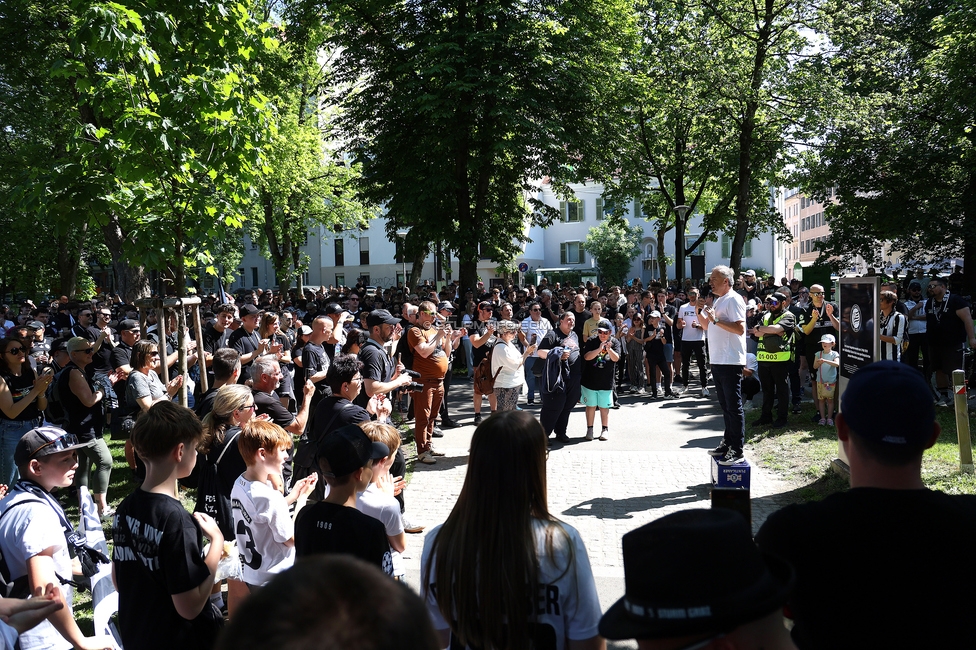 116 Jahre Sturm Graz
SK Sturm Graz Geburtstagsfeier - 116 Jahre, Grazer Innenstadt, Graz am 01.05.2025.
