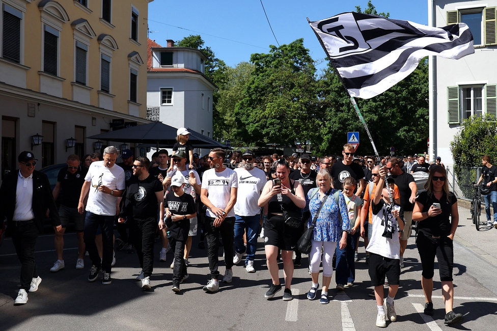116 Jahre Sturm Graz
SK Sturm Graz Geburtstagsfeier - 116 Jahre, Grazer Innenstadt, Graz am 01.05.2025.
