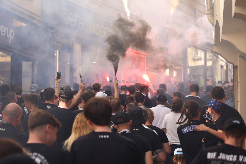 116 Jahre Sturm Graz
SK Sturm Graz Geburtstagsfeier - 116 Jahre, Grazer Innenstadt, Graz am 01.05.2025.
