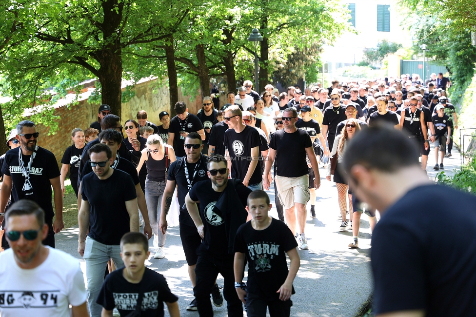 116 Jahre Sturm Graz
SK Sturm Graz Geburtstagsfeier - 116 Jahre, Grazer Innenstadt, Graz am 01.05.2025.
