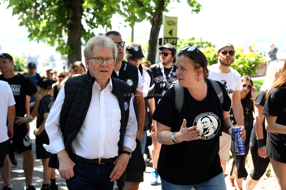 116 Jahre Sturm Graz
SK Sturm Graz Geburtstagsfeier - 116 Jahre, Grazer Innenstadt, Graz am 01.05.2025.
