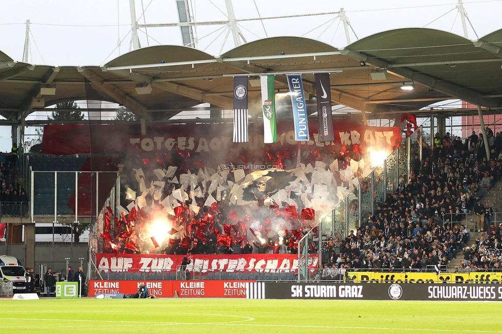 Sturm Graz - Salzburg
Oesterreichische Fussball Bundesliga, 30. Runde, SK Sturm Graz - FC Salzburg, Stadion Liebenau Graz, 09.05.2025. 

Foto zeigt Fans von Sturm mit einer Choreografie
