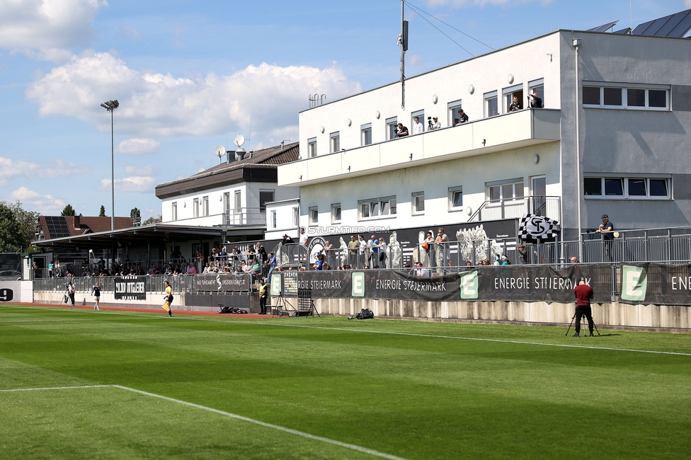 Sturm Damen - St. Poelten
OEFB Frauen Bundesliga, 23. Runde, SK Sturm Graz Damen - SKN St. Poelten, Trainingszentrum Messendorf, 10.05.2025. 

Foto zeigt Fans von Sturm

